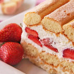 Strawberries-Cream-Fridge-Cake-4501